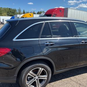 MERCEDES-BENZ GLC - 9