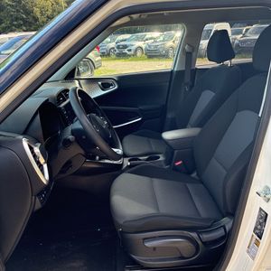 صورة مصغرة 31 لـ 2024 KIA SOUL LX