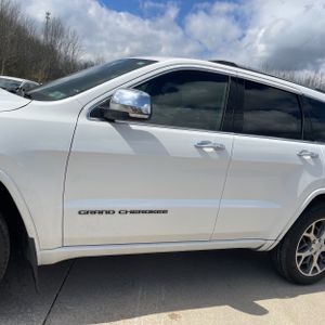 JEEP GRAND CHEROKEE OVERLAND - 4