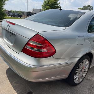 MERCEDES-BENZ E-CLASS - 9