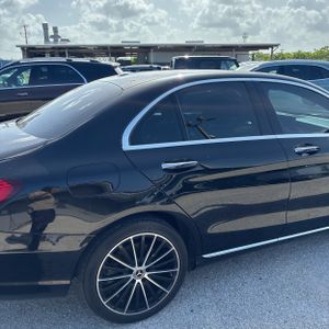 صورة 8 لـ 2021 Mercedes-BENZ C-CLASS