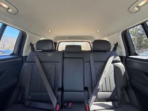 2025 Hyundai SANTA FE SEL 照片 34