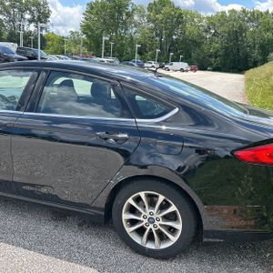 FORD FUSION SE - 6