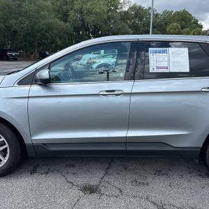 FORD EDGE SEL - 4