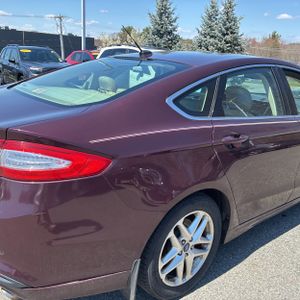 FORD FUSION SE - 9