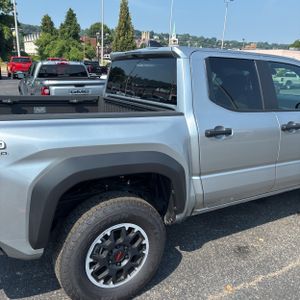 2025 Toyota TACOMA TRD OFF-ROAD 照片 9