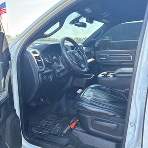 2022 RAM 3500 BIG HORN 照片 31