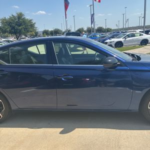 2024 Nissan ALTIMA 2.5 SR 照片 10