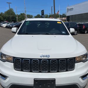 2017 JEEP GRAND CHEROKEE LAREDO — миниатюра 15