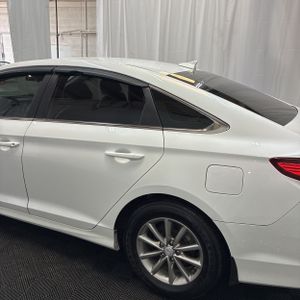 HYUNDAI SONATA SE - 6