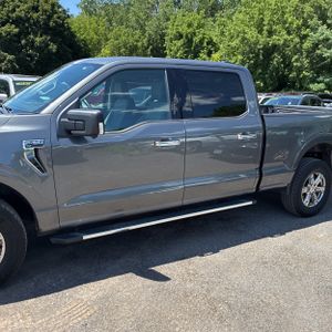 صورة 4 لـ 2023 FORD F-150 XLT