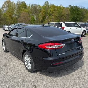 FORD FUSION SE - 5