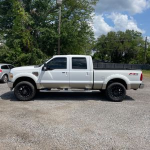 FORD F-250 SUPER DUTY LARIAT - 3