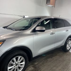 صورة 2 لـ 2019 KIA SORENTO LX