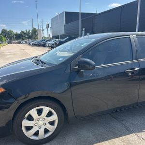 2019 Toyota COROLLA LE 照片 2