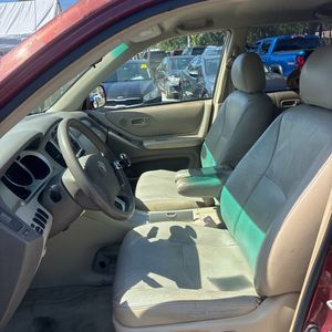 صورة مصغرة 31 لـ 2005 Toyota HIGHLANDER BASE