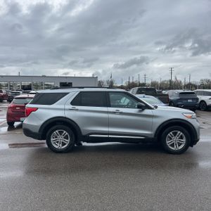 FORD EXPLORER XLT - 10