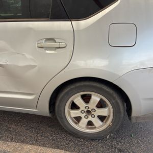 2005 Toyota PRIUS BASE 照片 6