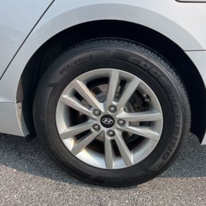 2015 Hyundai SONATA SE — миниатюра 18