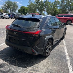 LEXUS UX 250H F SPORT - 8