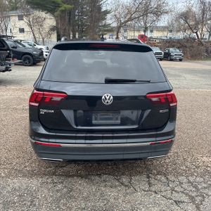 VOLKSWAGEN TIGUAN SE 4MOTION - 5