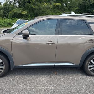 2025 Nissan PATHFINDER PLATINUM 照片 4