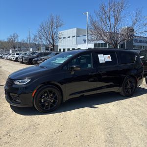 CHRYSLER PACIFICA LIMITED - 3