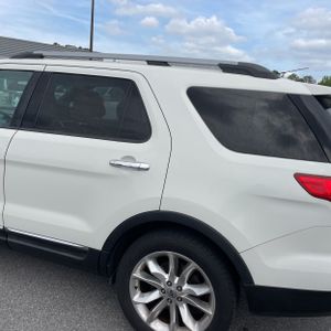 FORD EXPLORER XLT - 6