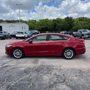 FORD FUSION SE - 3