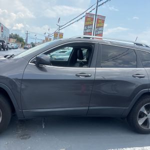 2019 JEEP CHEROKEE LIMITED 照片 4