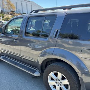 2012 Nissan PATHFINDER SV 照片 6