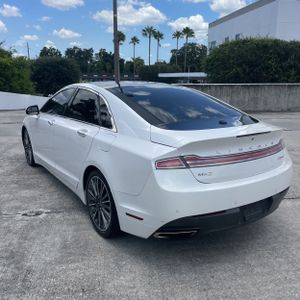 2016 Lincoln MKZ BASE — фото 5