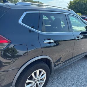 2017 Nissan ROGUE SV — фото 8