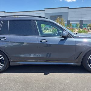 صورة 11 لـ 2019 BMW X7 XDRIVE40I