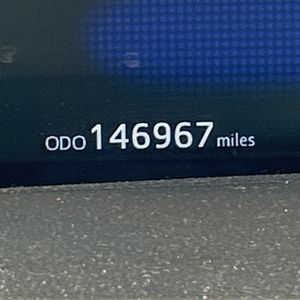 صورة مصغرة 41 لـ 2017 Toyota PRIUS THREE
