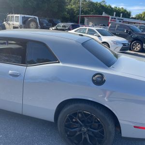 DODGE CHALLENGER SXT - 6