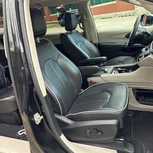 صورة مصغرة 33 لـ 2023 Chrysler PACIFICA LIMITED