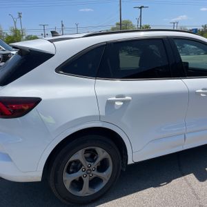 FORD ESCAPE ST-LINE - 9