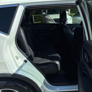 2018 Nissan ROGUE SL 照片 33