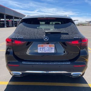 MERCEDES-BENZ GLA - 7