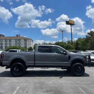 FORD F-250 SUPER DUTY LARIAT - 10