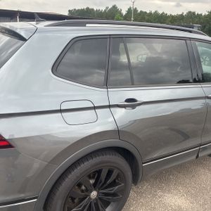 VOLKSWAGEN TIGUAN SE R-LINE BLACK - 9