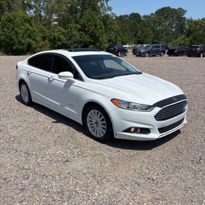 صورة 12 لـ 2013 FORD FUSION HYBRID SE