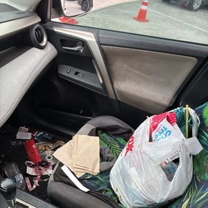صورة 56 لـ 2015 Toyota RAV4 XLE