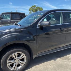 CHEVROLET EQUINOX LS - 2