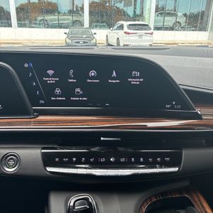 صورة مصغرة 38 لـ 2023 Cadillac ESCALADE ESV LUXURY