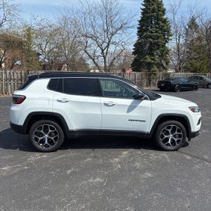 JEEP COMPASS LIMITED - 10