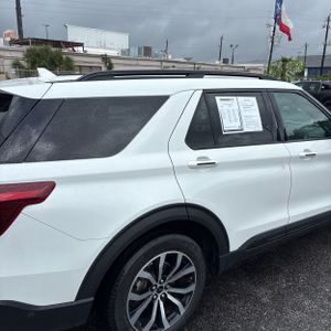 FORD EXPLORER ST - 9