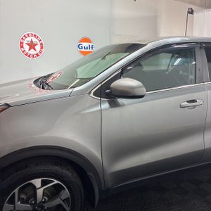 KIA SPORTAGE LX - 2