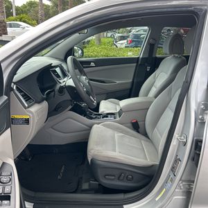 صورة 31 لـ 2018 Hyundai TUCSON SEL